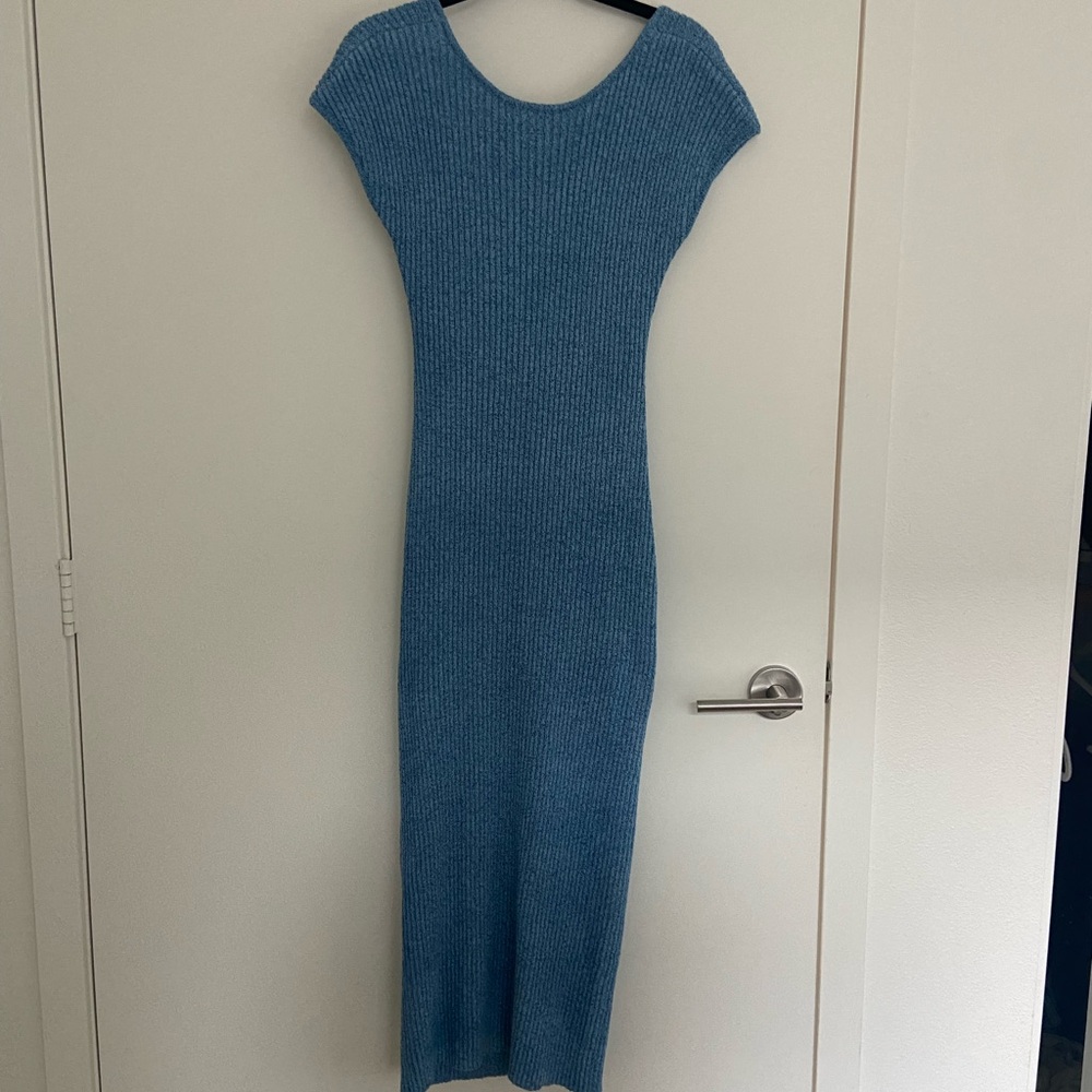 Blue Knit Low-back Midi/Maxi Dress